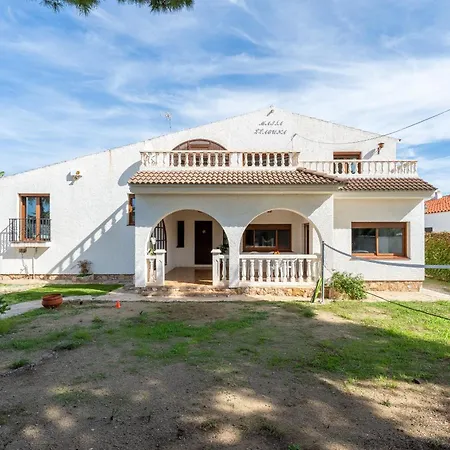 Masia Llacuna Villa